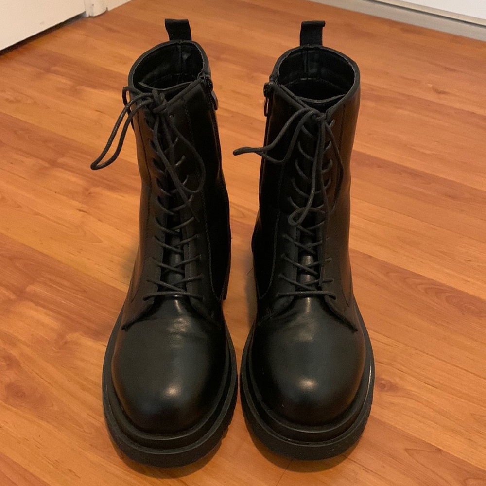 Truffle Collection men’s lace up boots in black faux leather